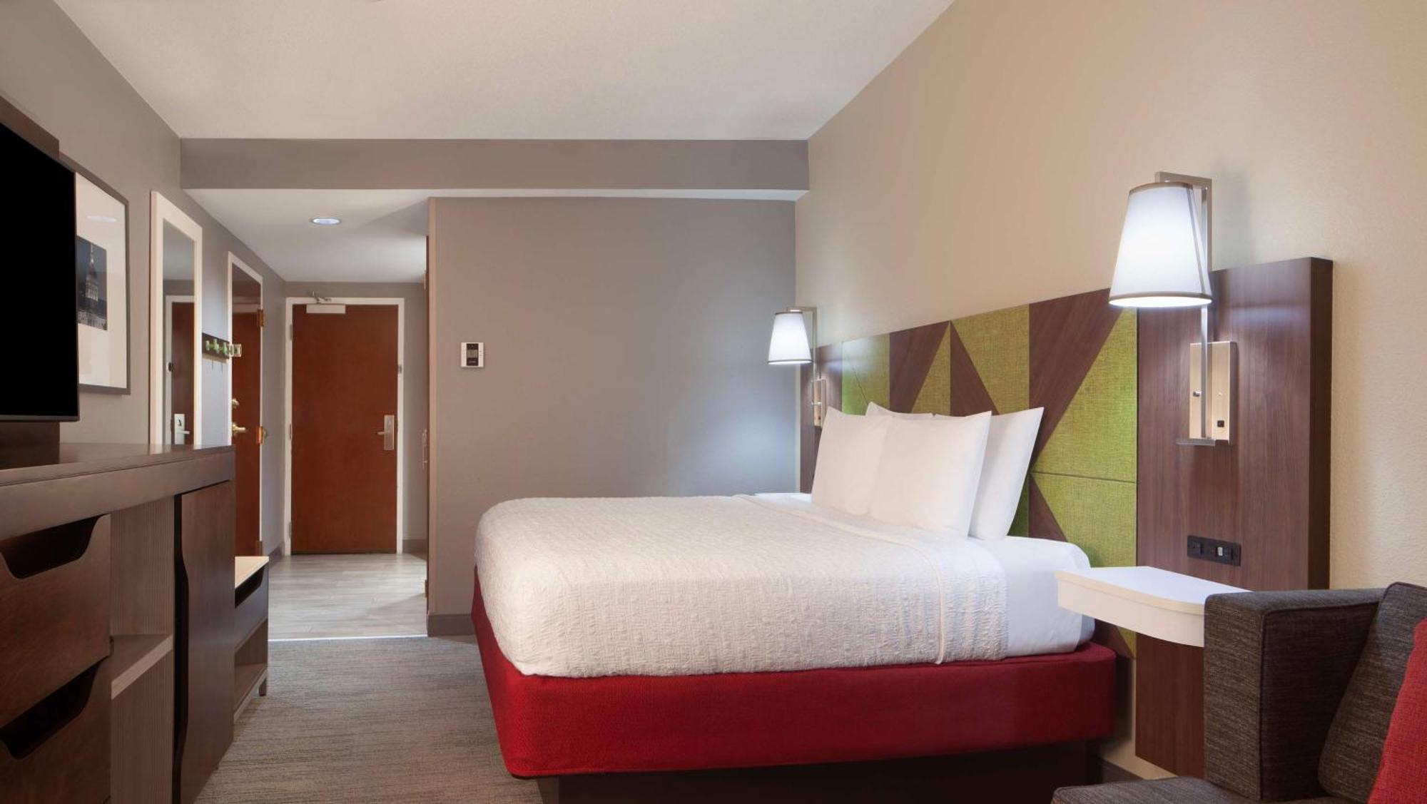 Hampton Inn & Suites-Atlanta Airport North-I-85 Hapeville Екстериор снимка